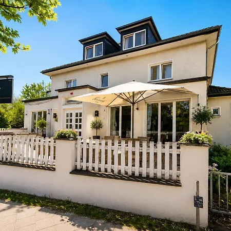 Gæstehus Omni - Kastanienhof Wustermark